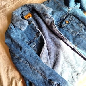180-**NWT**ONLY denim Faux fur Lined jacket